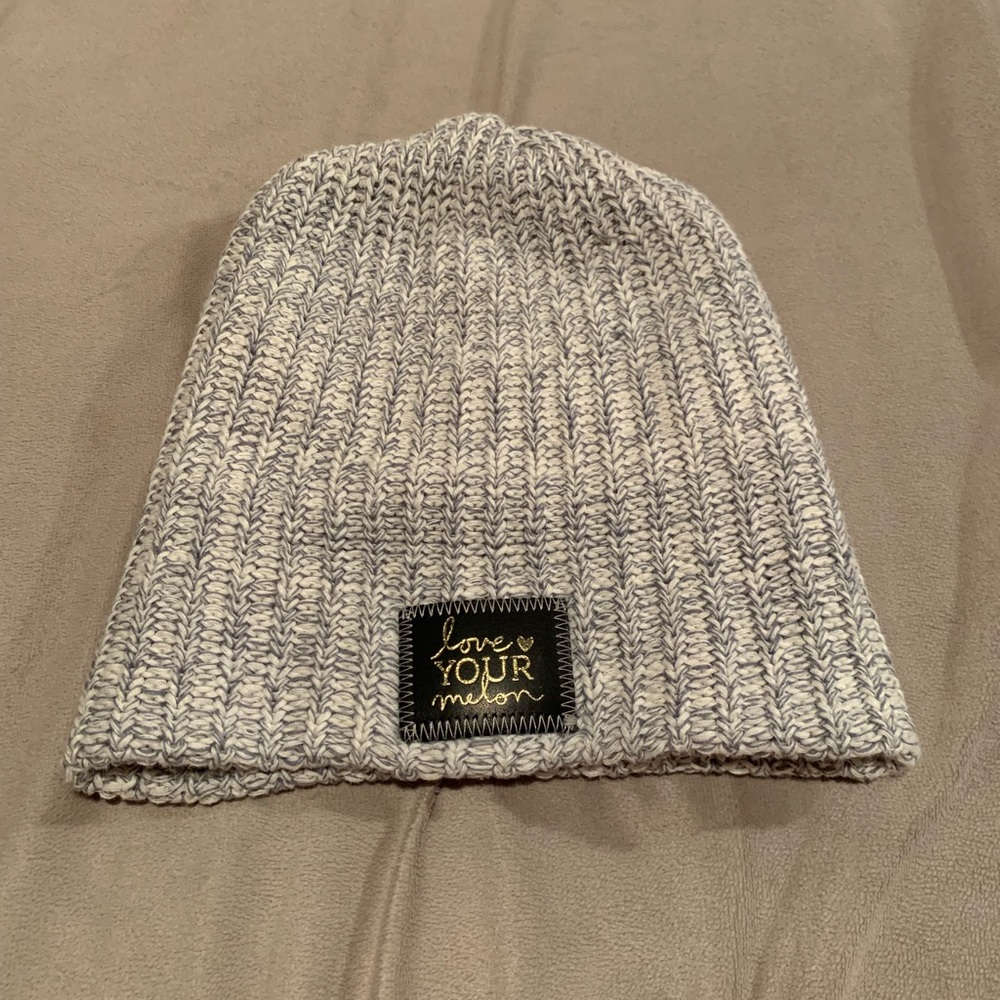 Love Your Melon beanie *RARE*